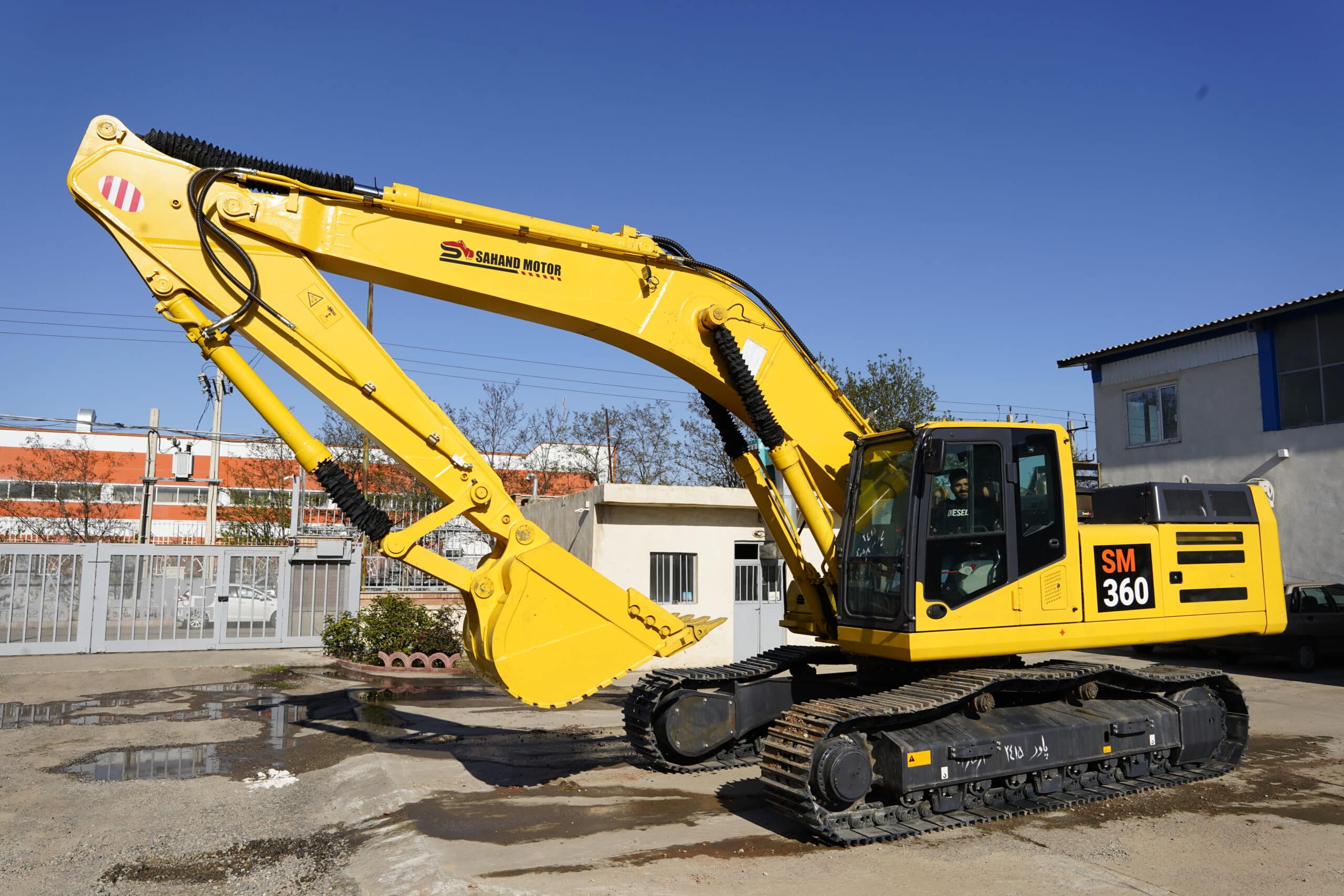 بیل مکانیکی سهند موتور SM360-8